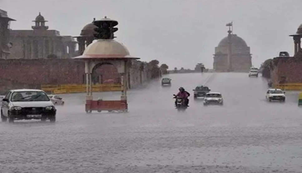 राजधानी दिल्ली में झमाझम बारिश, हरियाणा में मौसम सुहावना