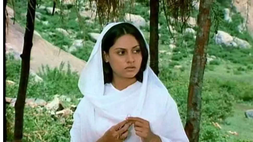 Jaya Bachchan से Kareena Kapoor तक, प्रेग्नेंसी में कर चुकी हैं शूटिंग, एक एक्ट्रेस ने बेबी बंप के साथ निभाया पुलिस ऑफिसर का रोल