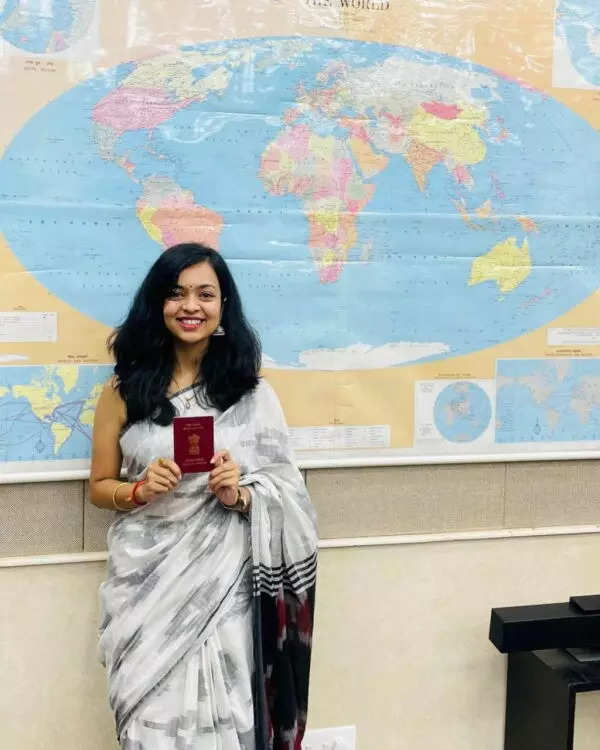 Apala Mishra : UPSC इंटरव्यू में रिकॉर्ड तोड़कर IFS बनीं डॉ. अपाला मिश्रा, शेयर करी अपने नये सफर की तस्वीरें