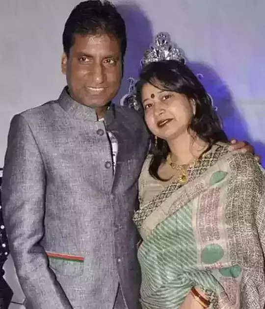 Raju Srivastav Love Story: भाई की शादी में शिखा को देखते ही दिल दें बैठे थे कॉमेडी किंग राजू श्रीवास्तव, 12 साल तक किया था हां का इंतजार....