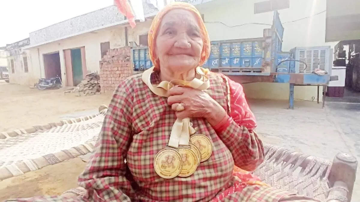 नेशनल रिकॉर्ड बनाने वाली 105 साल की 'उड़नपरी दादी.. जानिए, कैसे रखती हैं खुद को फिट