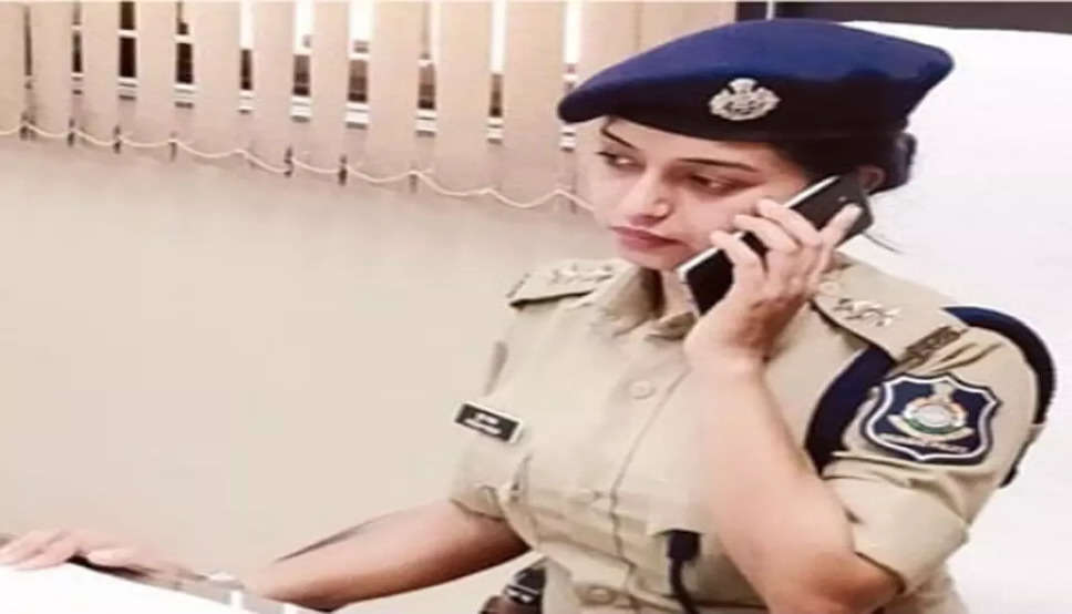 IPS Pooja Yadav: भारत की सबसे खूबसूरत महिला IPS अफसर, विदेश से नौकरी छोड़कर आई, बनकर दिखाया IPS अफसर