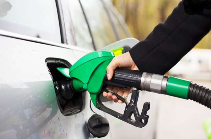 हरियाणा में एक दिन की गिरावट के बाद आज फिर बढ़े Petrol-Diesel के दाम, जानें आज का भाव