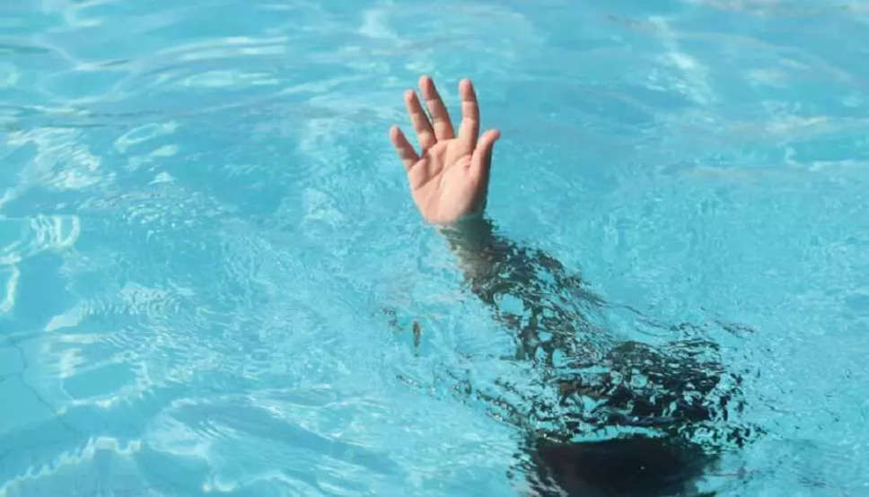 होटल के स्विमिंग पूल में डूबने से 2 युवकों की मौत, पुलिस के सामने खड़े हुए ये सवाल
