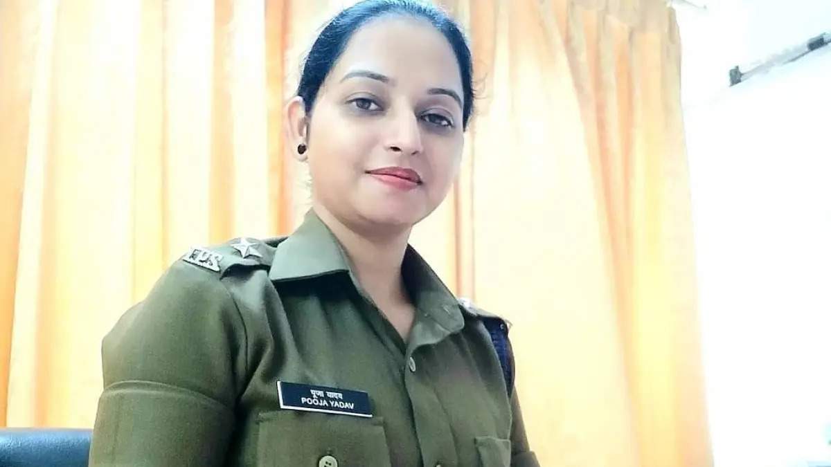  IPS Pooja Yadav: देश की सबसे खूबसूरत IPS अधिकारी, देशसेवा के लिए छोड़ आई थी विदेश से नौकरी