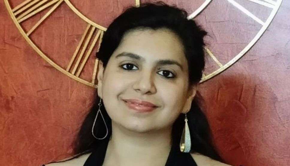 IAS Divya Mittal : कड़क मिजाज के लिए जानी जाती है ये अफसर, अब शेयर किए परीक्षा को क्रैक करने के टिप्स 