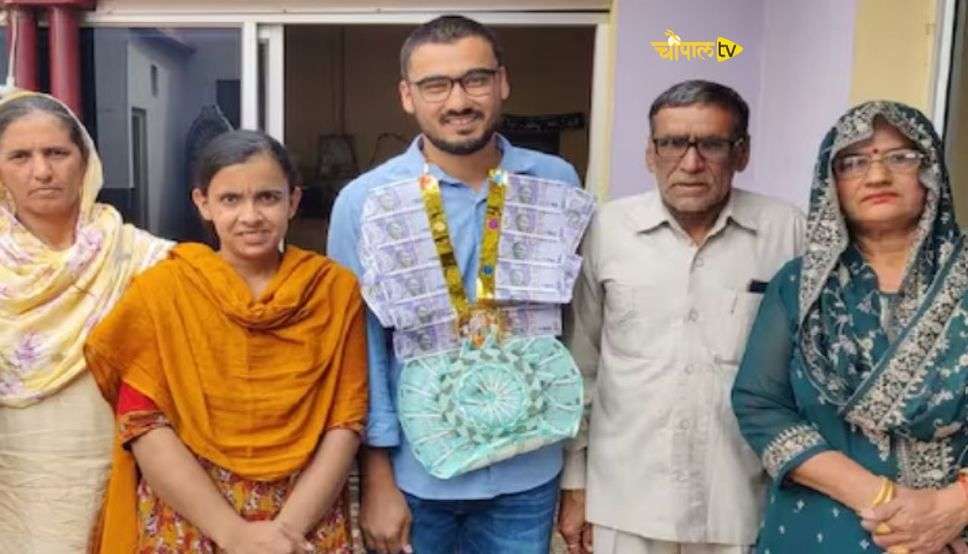 Pratik Sangwan: हरियाणा के छोटे से गांव के बेटे ने किया कमाल, मिली 2 करोड़ की Scholarship, विदेश में करेंगे PHD