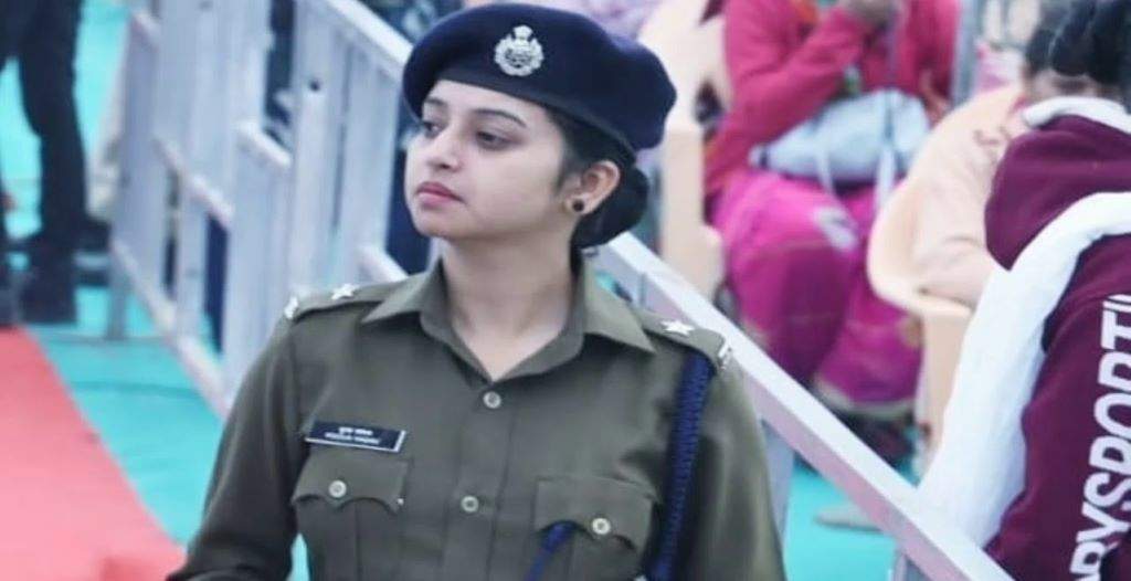  IPS Pooja Yadav: देश की सबसे खूबसूरत IPS अधिकारी, देशसेवा के लिए छोड़ आई थी विदेश से नौकरी