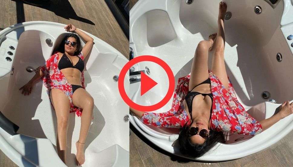 Monalisa Hot Photos :   बाथटब में लेट इस हसीना ने दिए कातिलाना पोज, देखते ही आपको भी लगेगा झटका, देखें तस्वीरें 